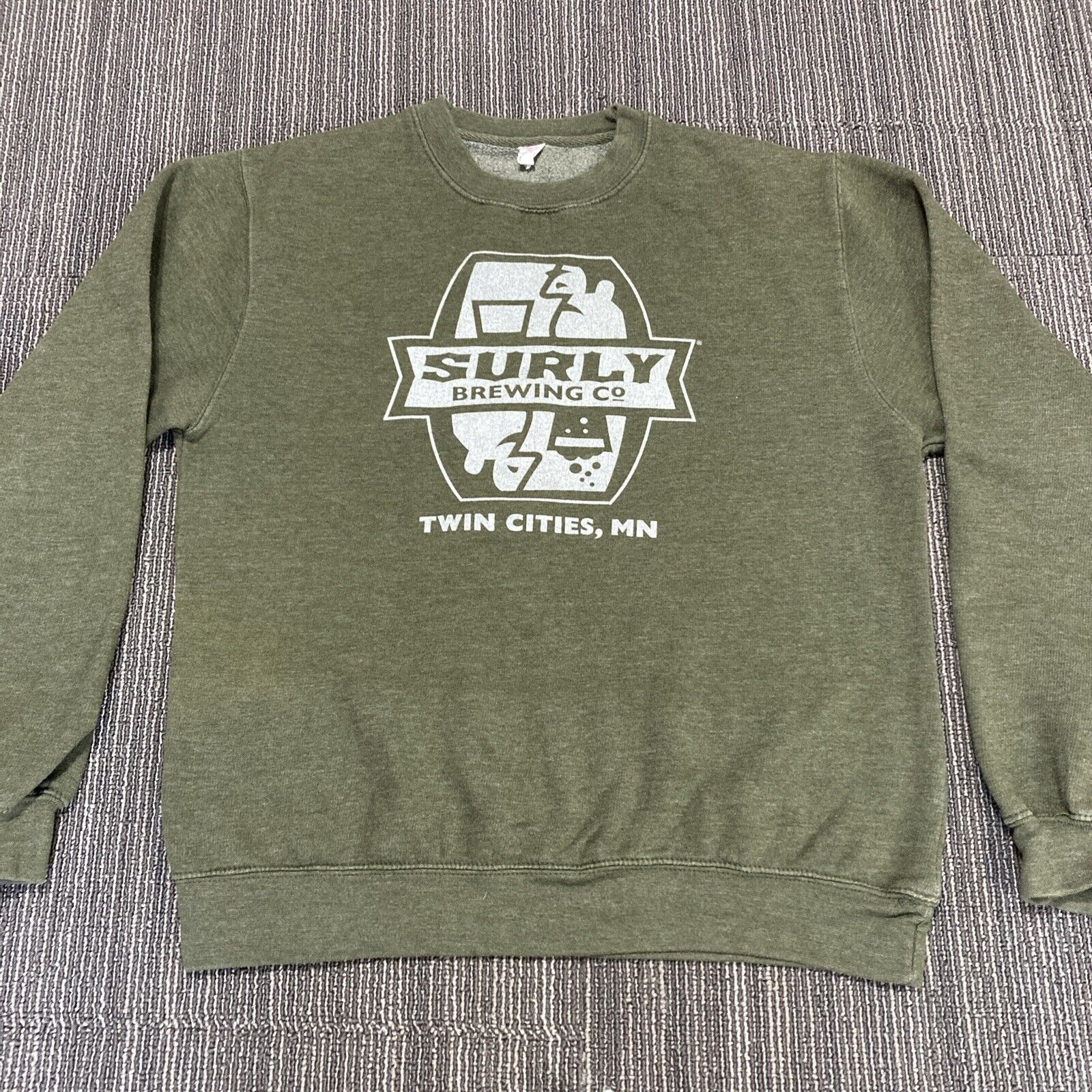 Surly Brewing CO Sweatshirt Men’s Medium Green Pullover Beer Bar Casual