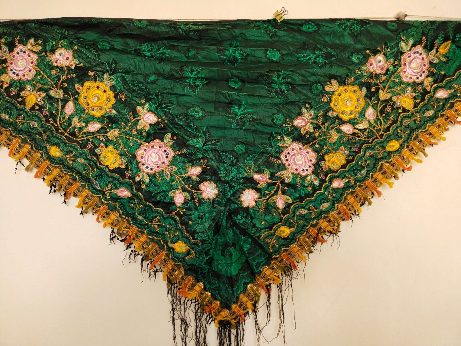 antique gorgeous french  embroiedry scarf shawl fringes needlework item770