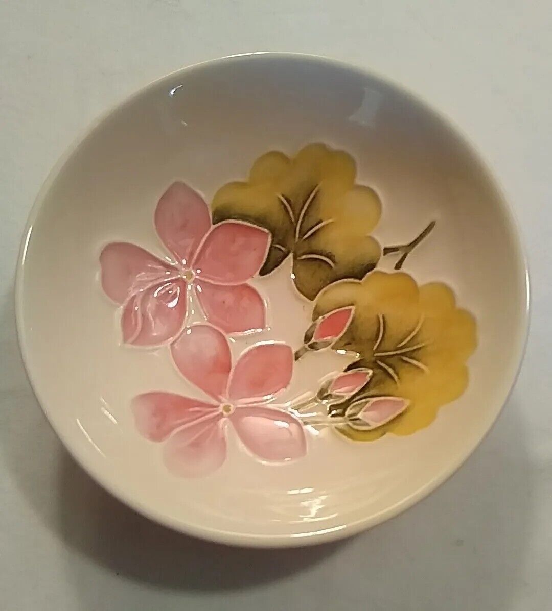Moorcroft England Vintage Hand Painted Embossed Lt Pink Flower Trinket Dish 4.5\