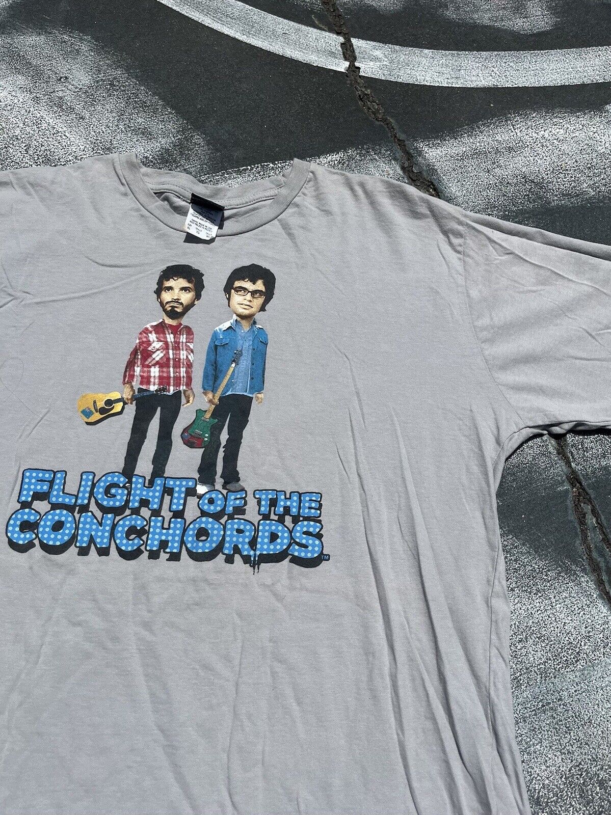 VINTAGE Y2K FLIGHT OF THE CONCHORDS US TOUR CONCERT TEE SHIRT 2009 BAND
