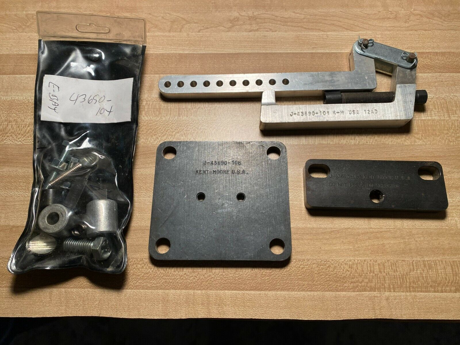 Kent-Moore J-43690-101, 104, 105 & 106 Bearing Check Tools