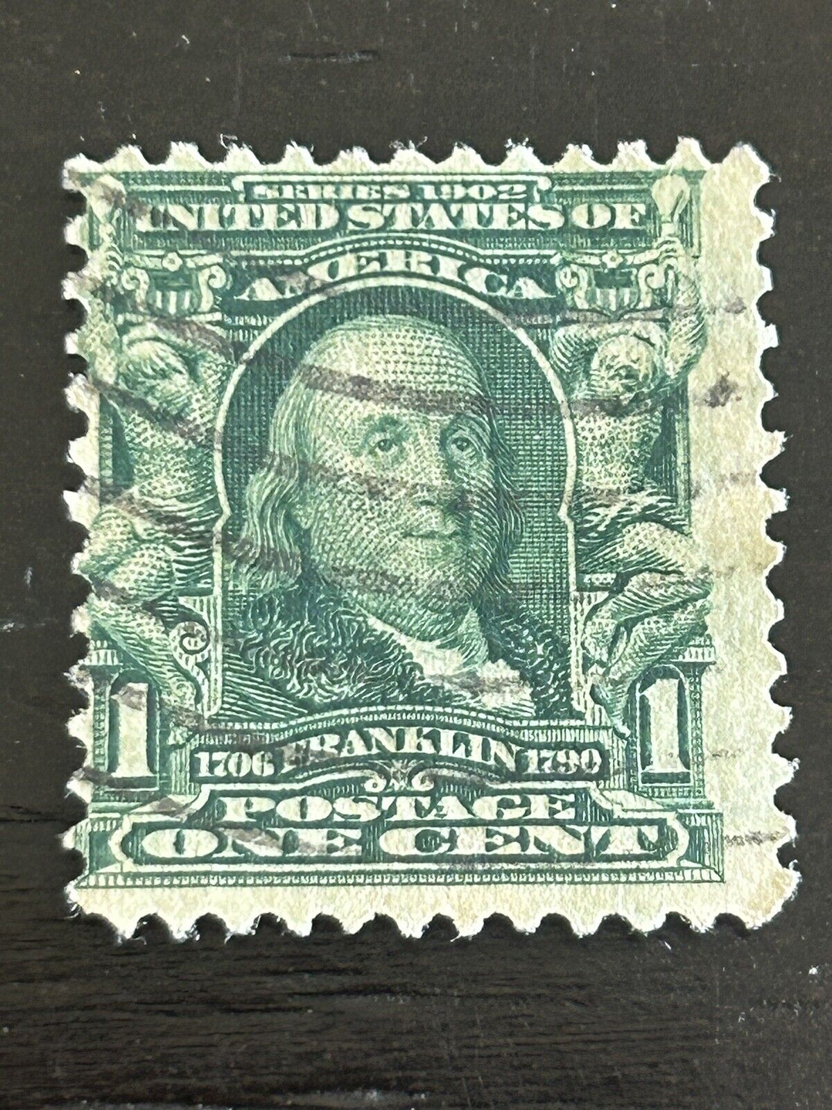 1910 Benjamin Franklin 1 Cent Stamp Green. Rare.  (insured)