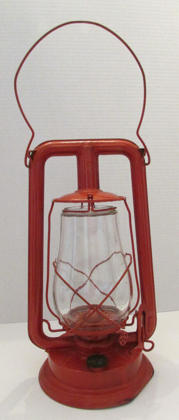 Vintage Paull's No. Oil Lantern Kerosene Lantern Red Barn w/Glass Globe