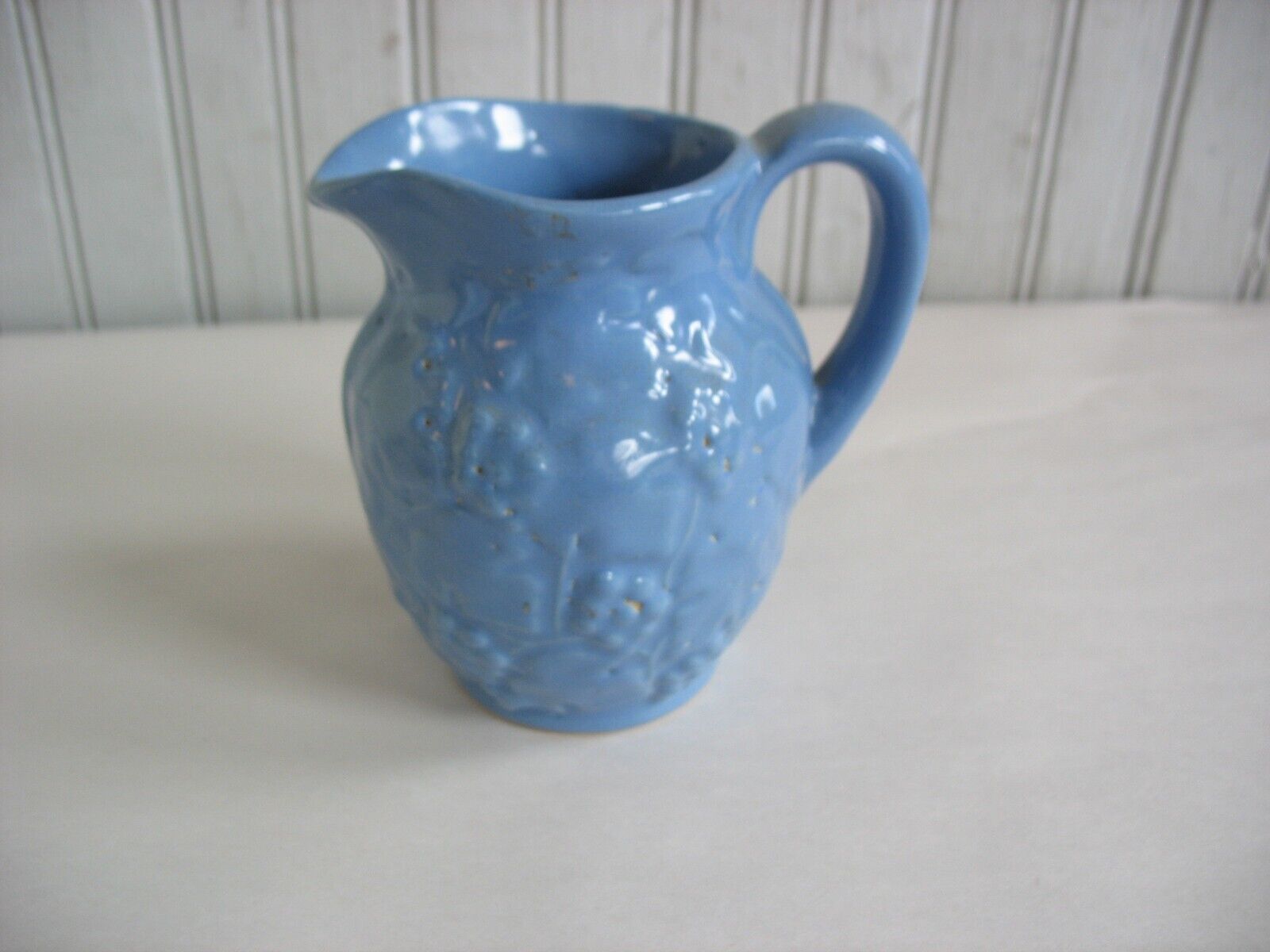 VTG Uhl Pottery  Stoneware Grapes & Leaves blue glaze 183 milk pitcher 4 1/2\