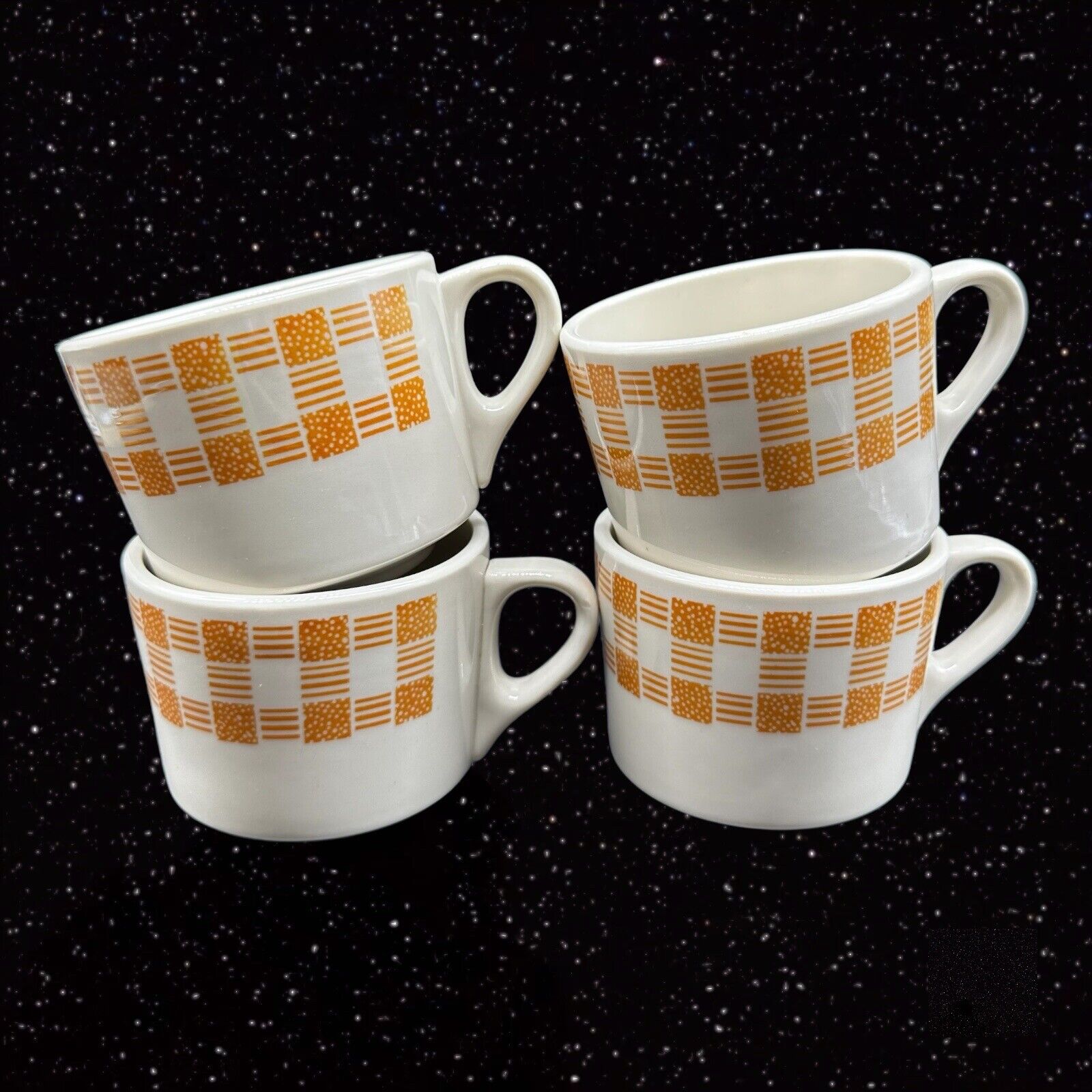 SHENANGO CHINA NEW CASTLE Mug Set Ceramic USA Yellow White 2.5”T 3.25”W Set 4