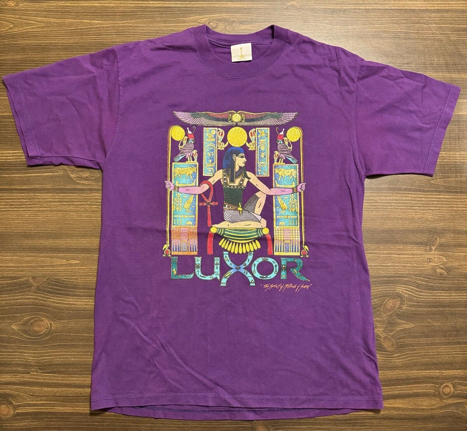 Vintage Luxor Egyptian T Shirt Purple Size Medium 100% Cotton Pyramid Creations