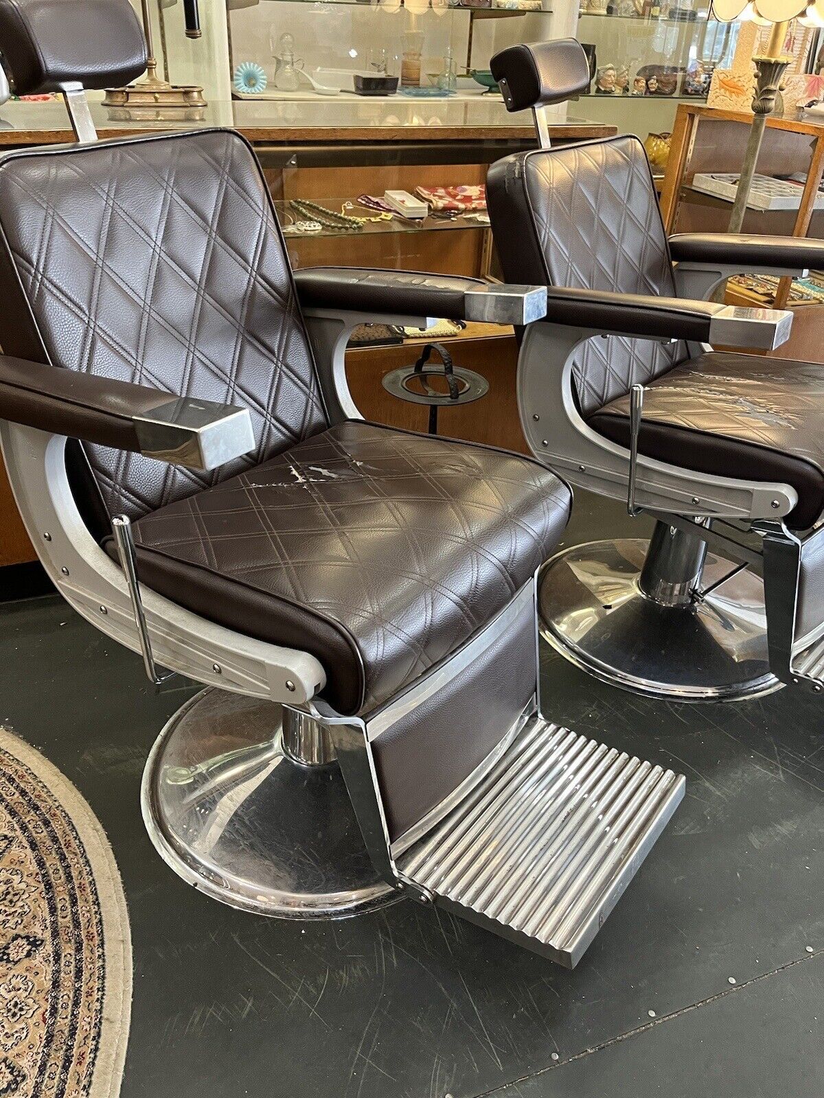 BarberPub Vintage Barber Chairs (2) Hydraulic Recline Salon Or Spa (For Two)