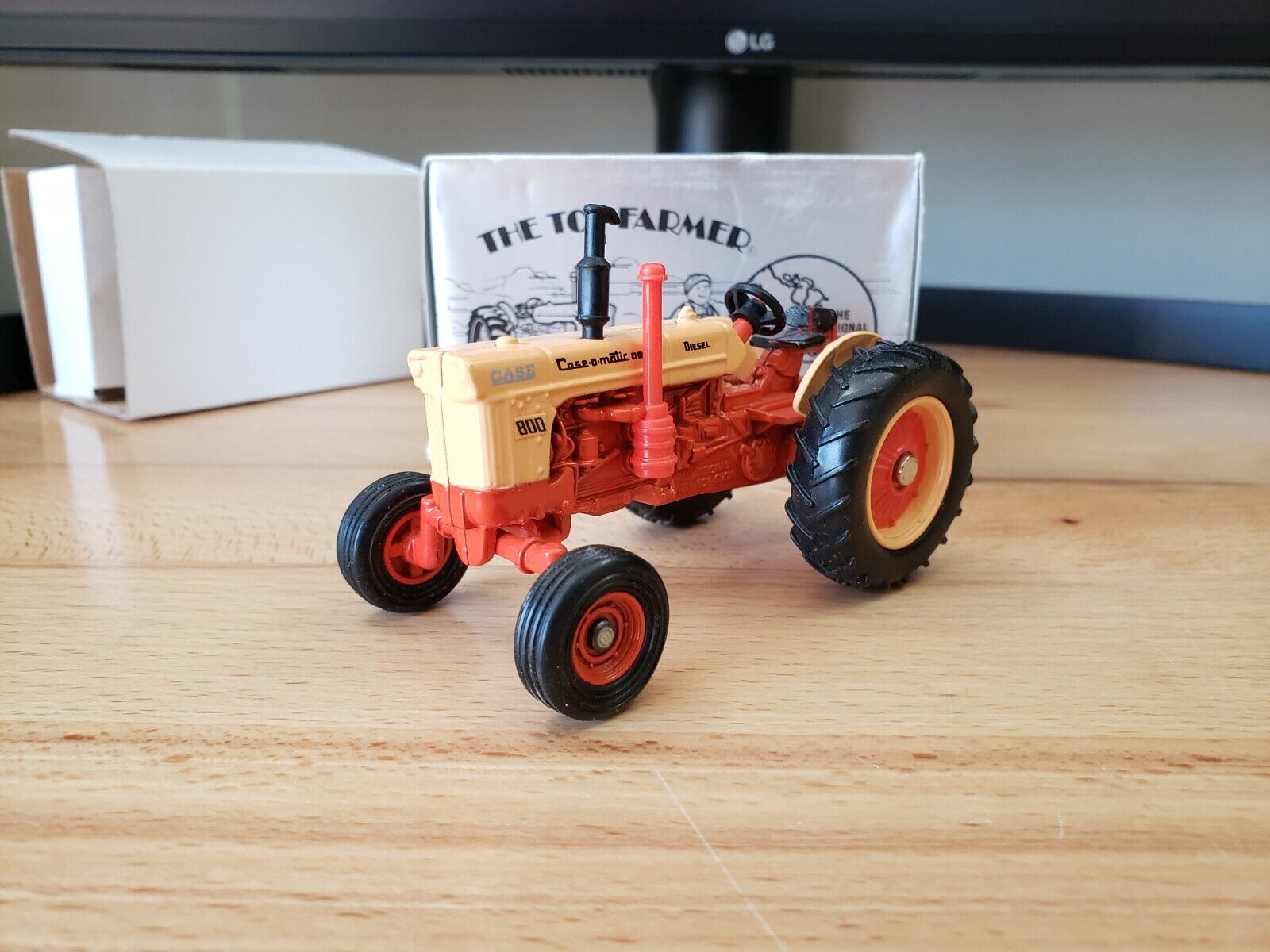 Ertl Toy Farmer Case 800 Case-o-matic Drive Tractor 1990 Diecast 1:43