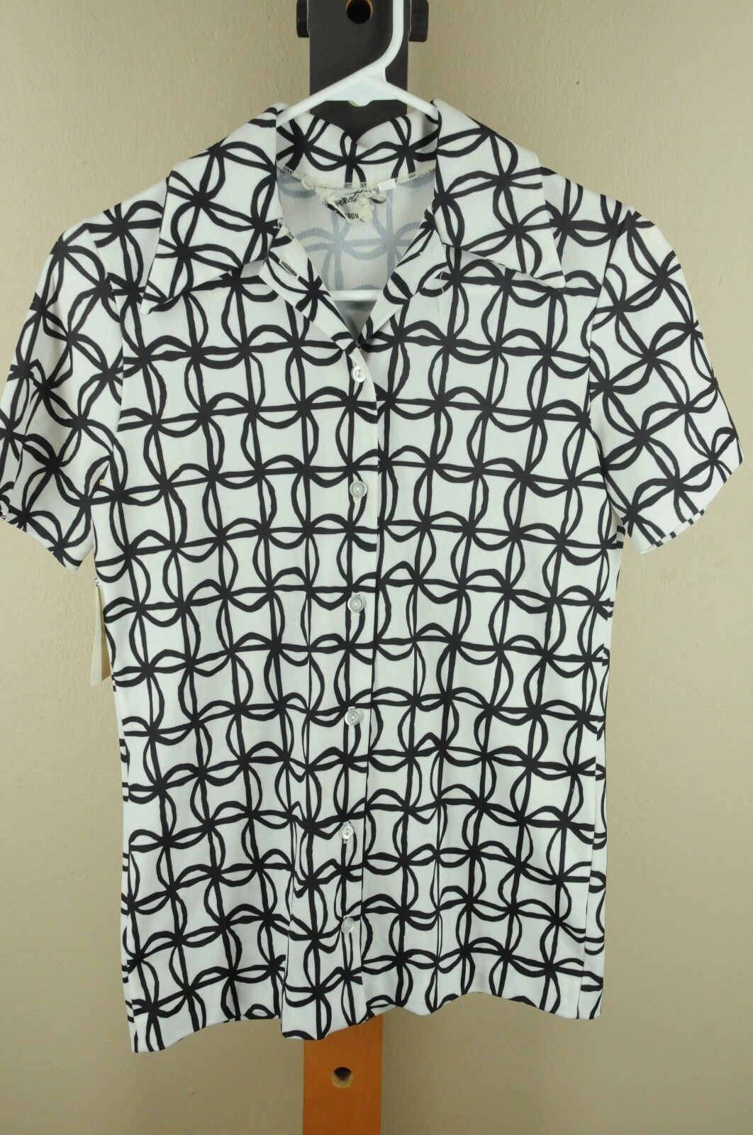 Vintage Devonette Women\'s Black & White Geometric 50\'s Blouse Shirt S Small