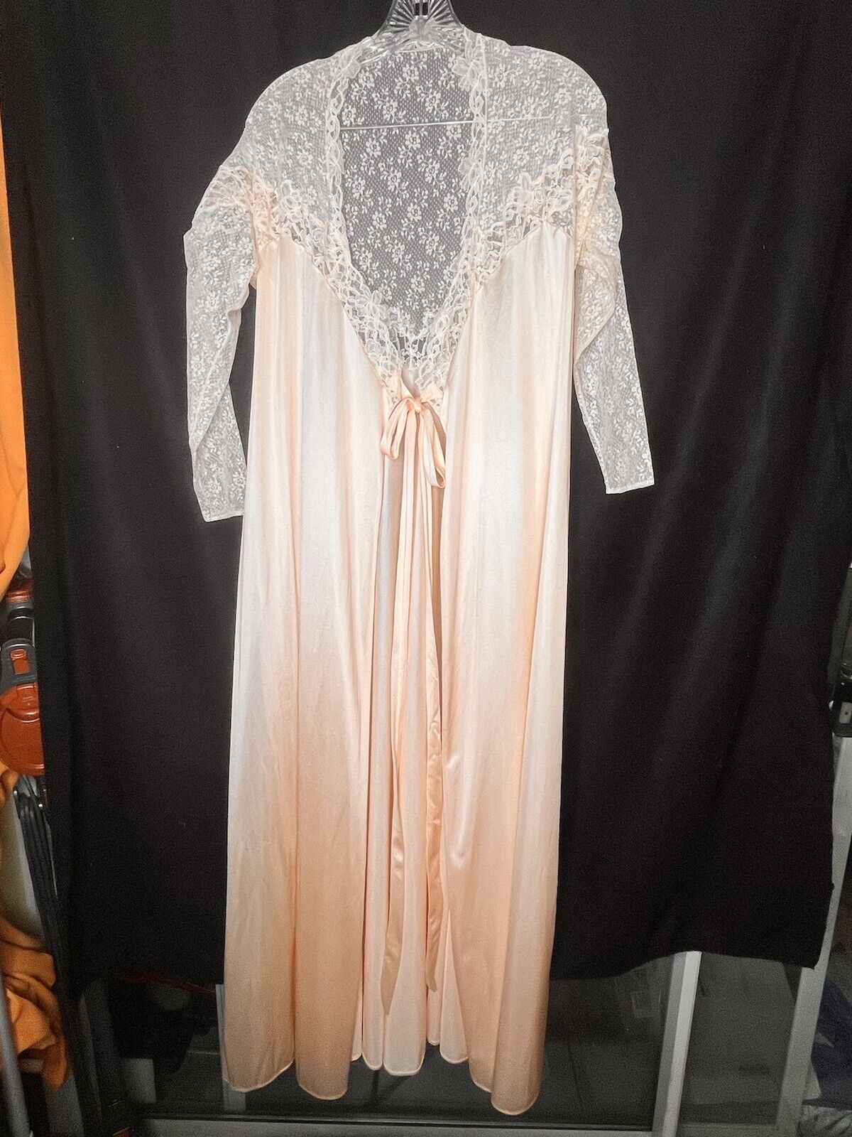 Women’s Long Lace Satin Like Robe Apricot Glydons Of Hollywood Neglige Size S/M