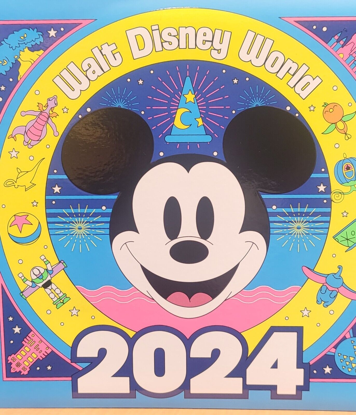 2024 Walt Disney World Mickey Mouse & Friends 4 Parks Icons Photo Album New
