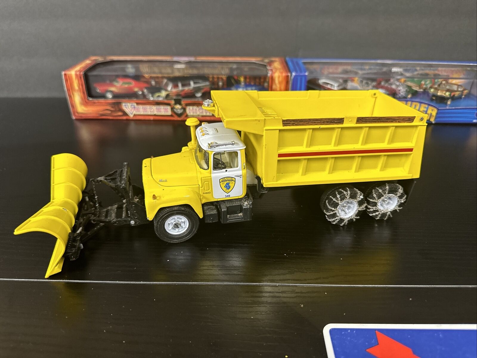 First Gear 1/34 MACK R-Model Dump Truck With Plow. White Plains 