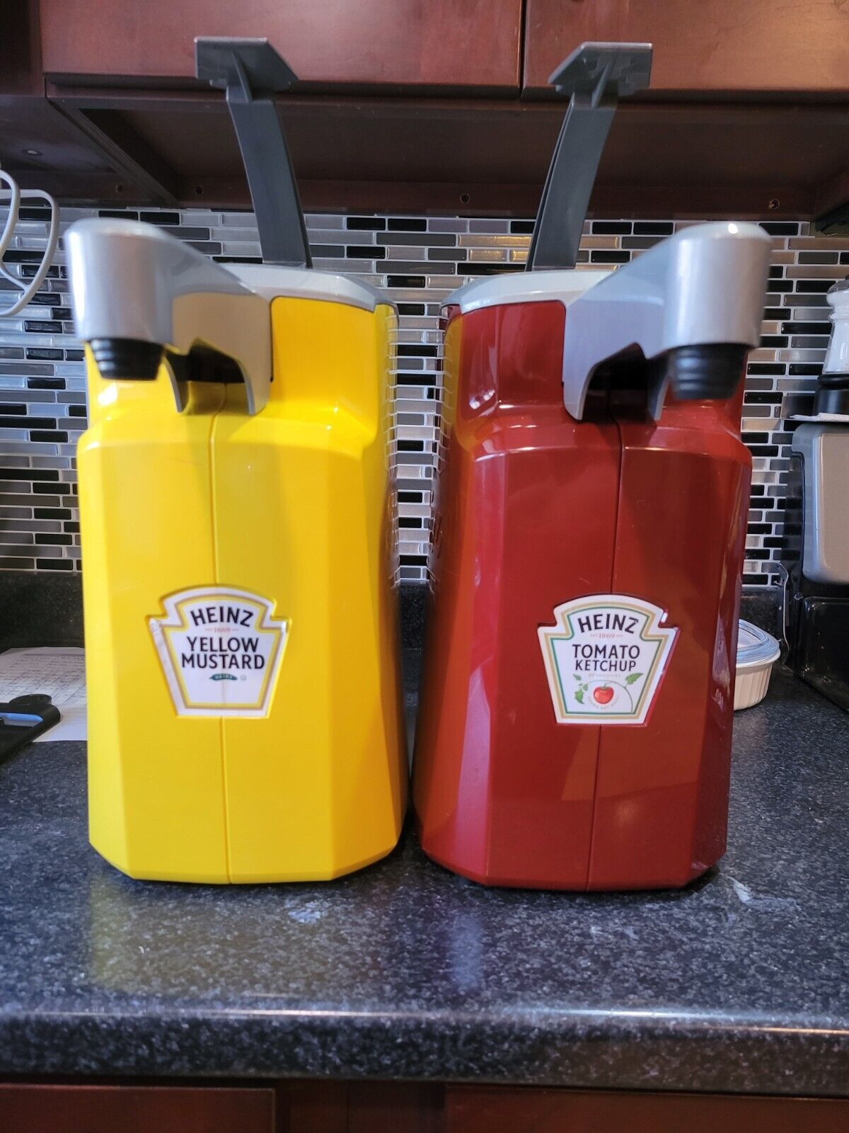 HEINZ Keystone KETCHUP, MUSTARD AND MAYO Condiment Pump Sauce Dispensers