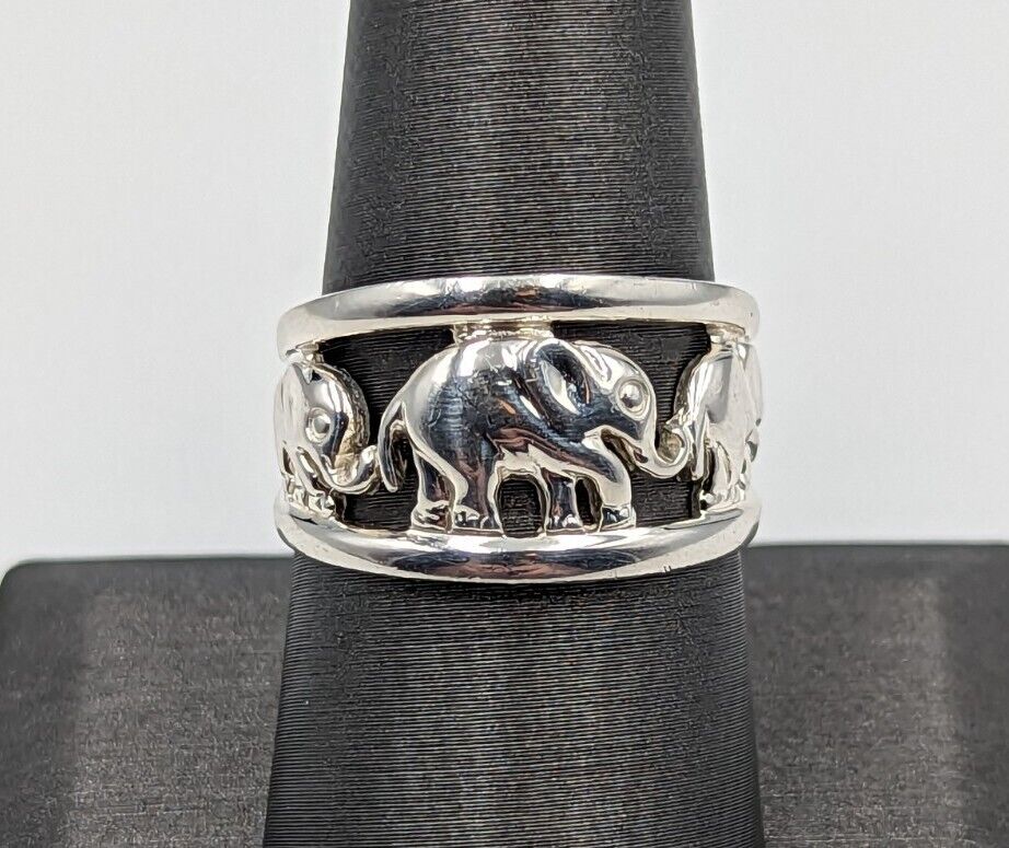Vtg 925 Silver Signed A 3 Elephants Holding Tails Luck Tapered Band Ring Sz 5.25