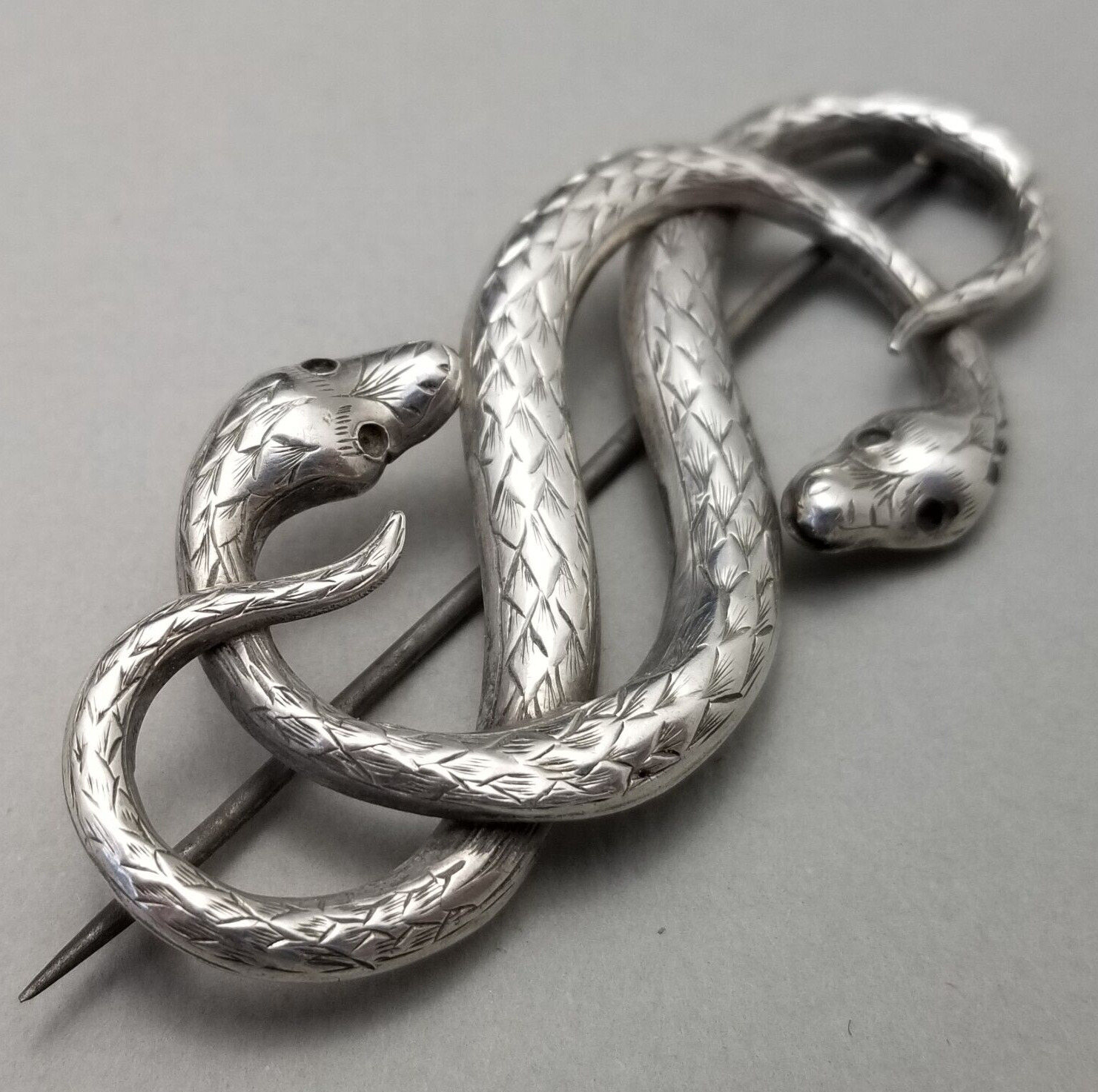 Antique Victorian Solid Sterling Silver Entwined Snakes Brooch - 10g