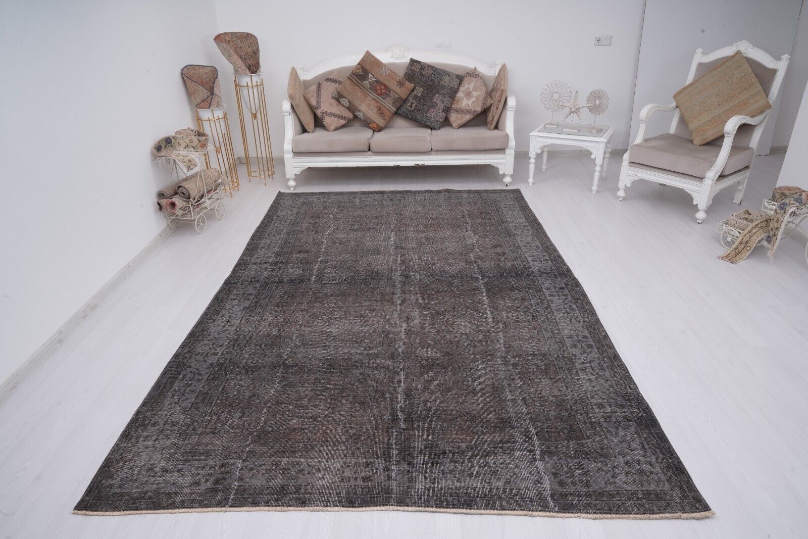 Large Turkish Rug 6x10 Oversize Rug Natural Carpet Oushak Rug Vintage Rug 0624