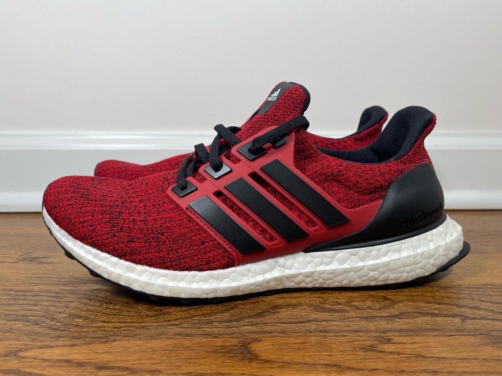 NEW Adidas Ultra Boost 4.0 Red Black EE3703 Sz 9 SHIP NOW