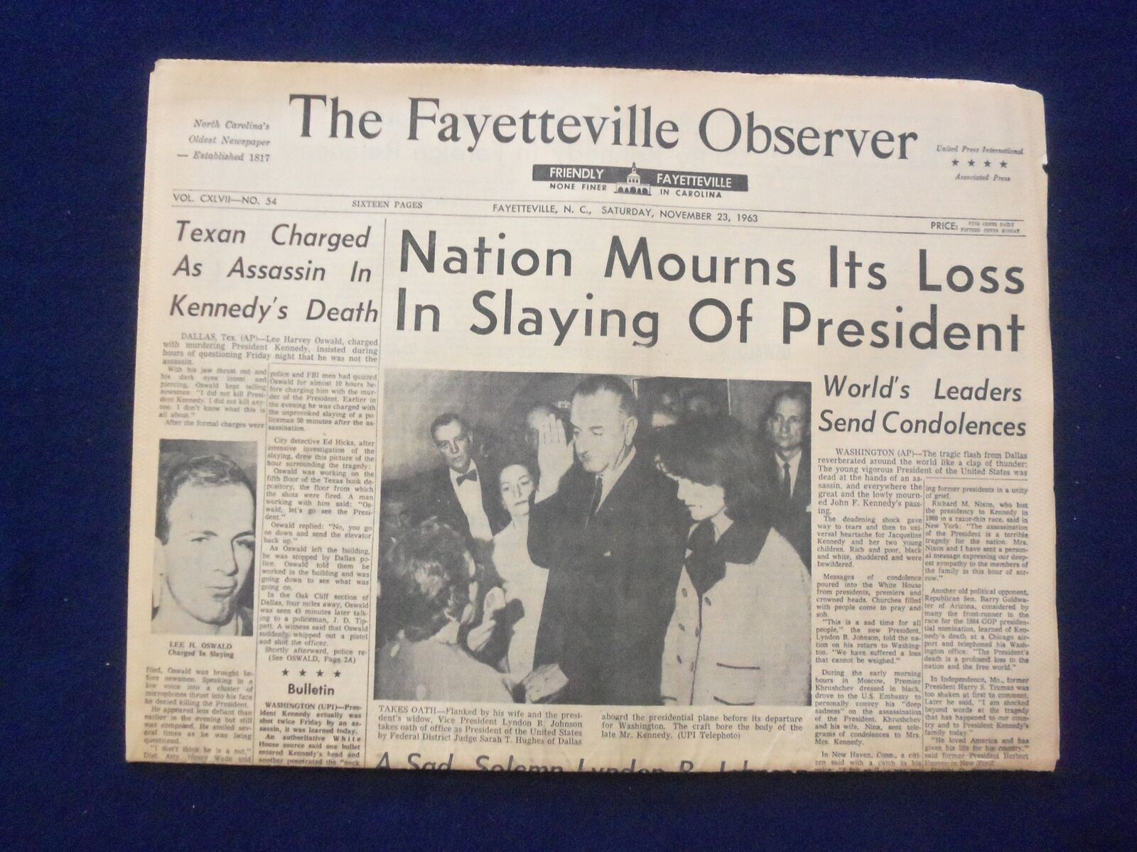 1963 NOV 23 THE FAYETTEVILLE OBSERVER NEWSPAPER - SLAYING OF PRESIDENT - NP 6443