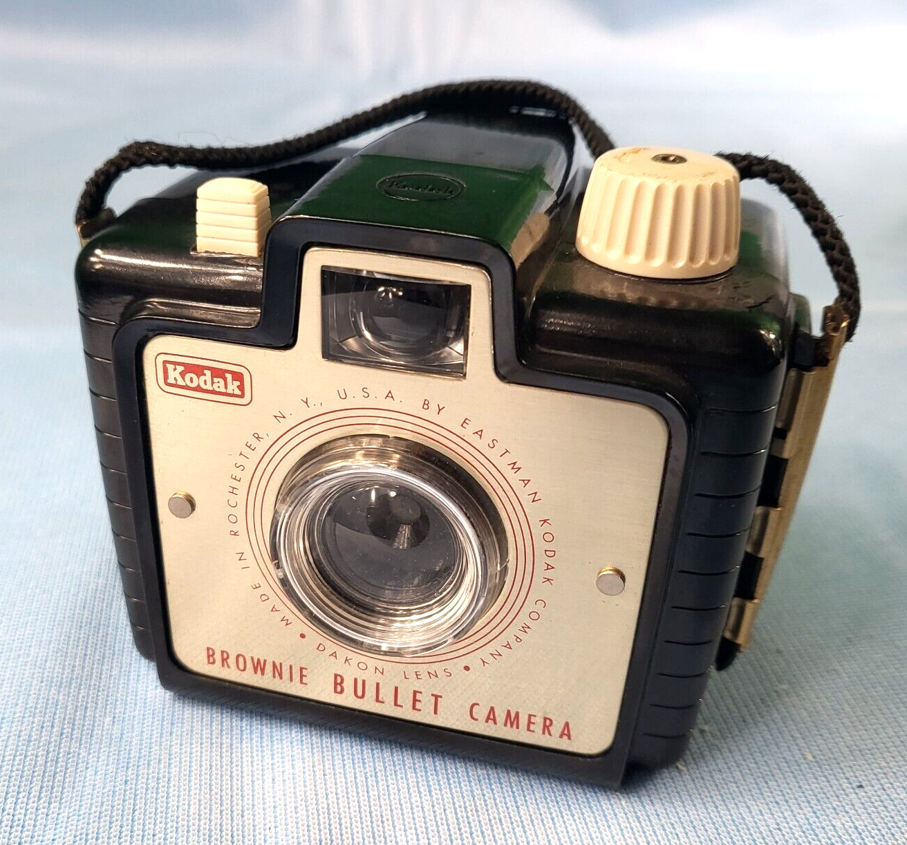 Vintage Mid Century Kodak Brownie Bullet Film Camera 1957-1964