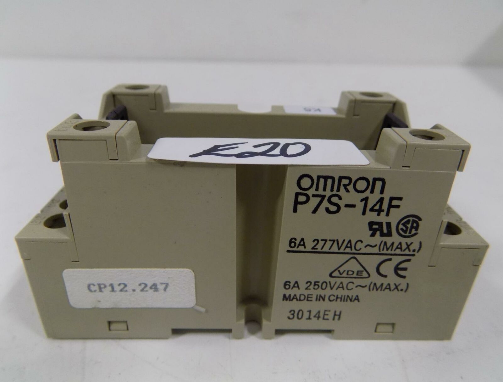 OMRON 6AMP RELAY SOCKET P7S-14F