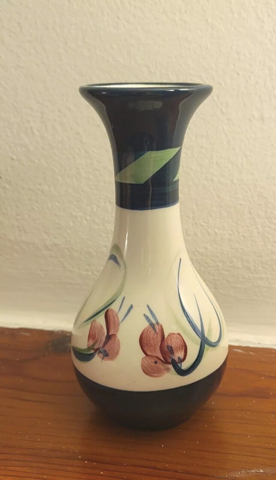 Vintage 1991 Gail Pittman Vase (Vines)