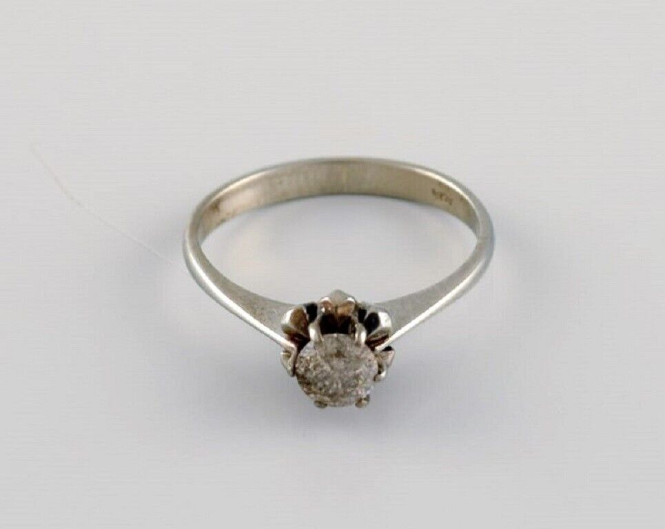 Scandinavian jeweler. Vintage ring in 18 carat white gold.