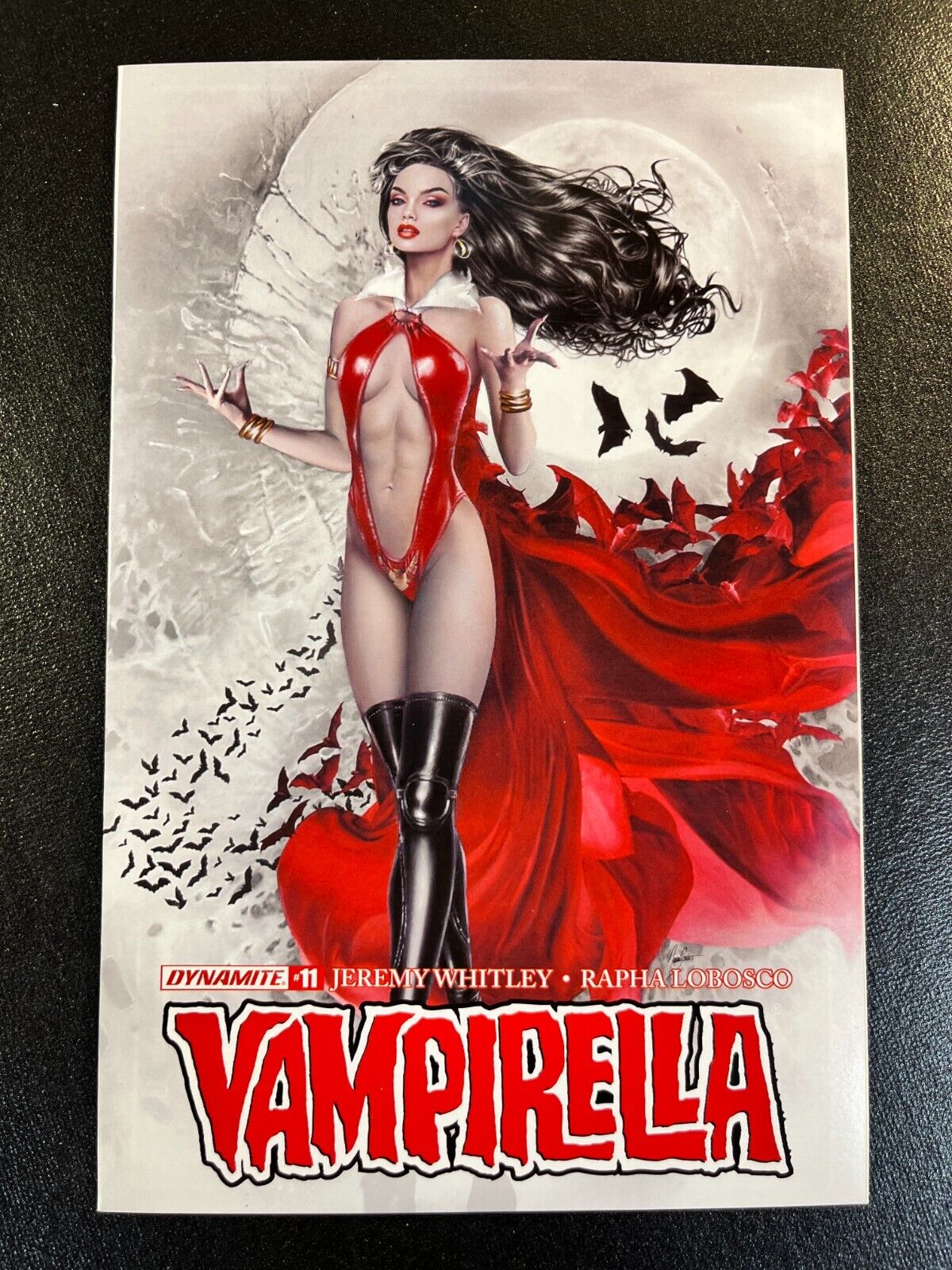 Vampirella 11 VARIANT Natalie Sanders VERY RARE Sexy COVER 1 Copy Elvira VAMPI