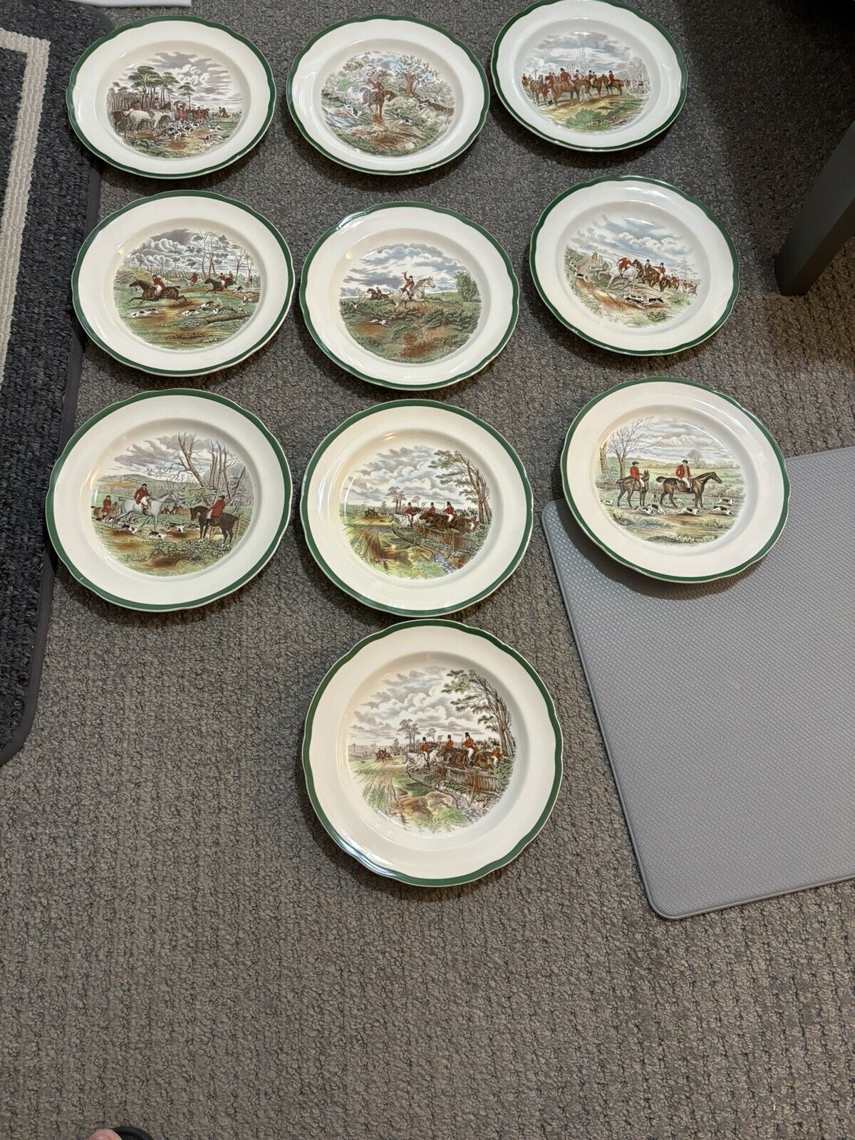 10 DINNER PLATES ~ SPODE, THE HUNT PATTERN ~ FINE CHINA