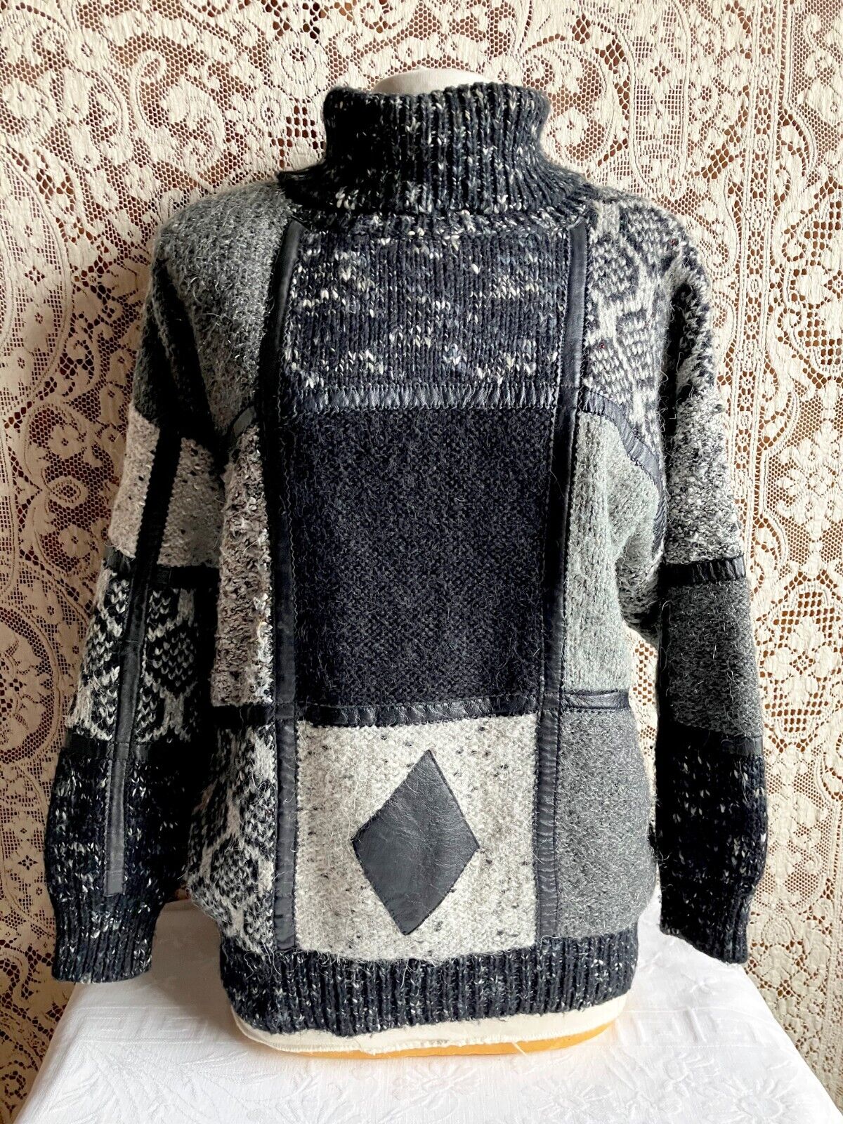 Vintage Susann D Black & Gray Leather Trim Turtleneck Sweater Medium