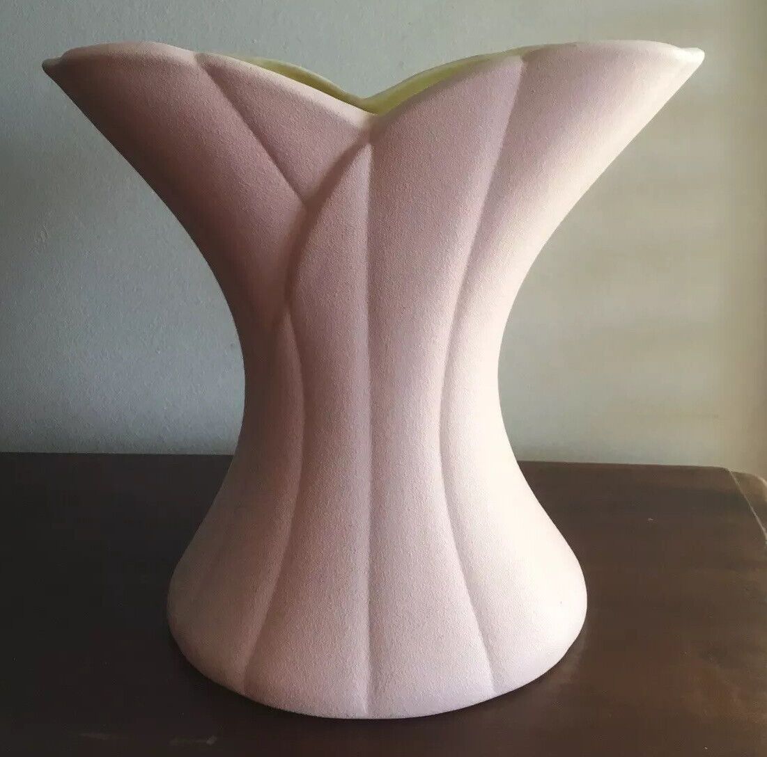 Beautiful Vintage 1950s Pink Textured Vase