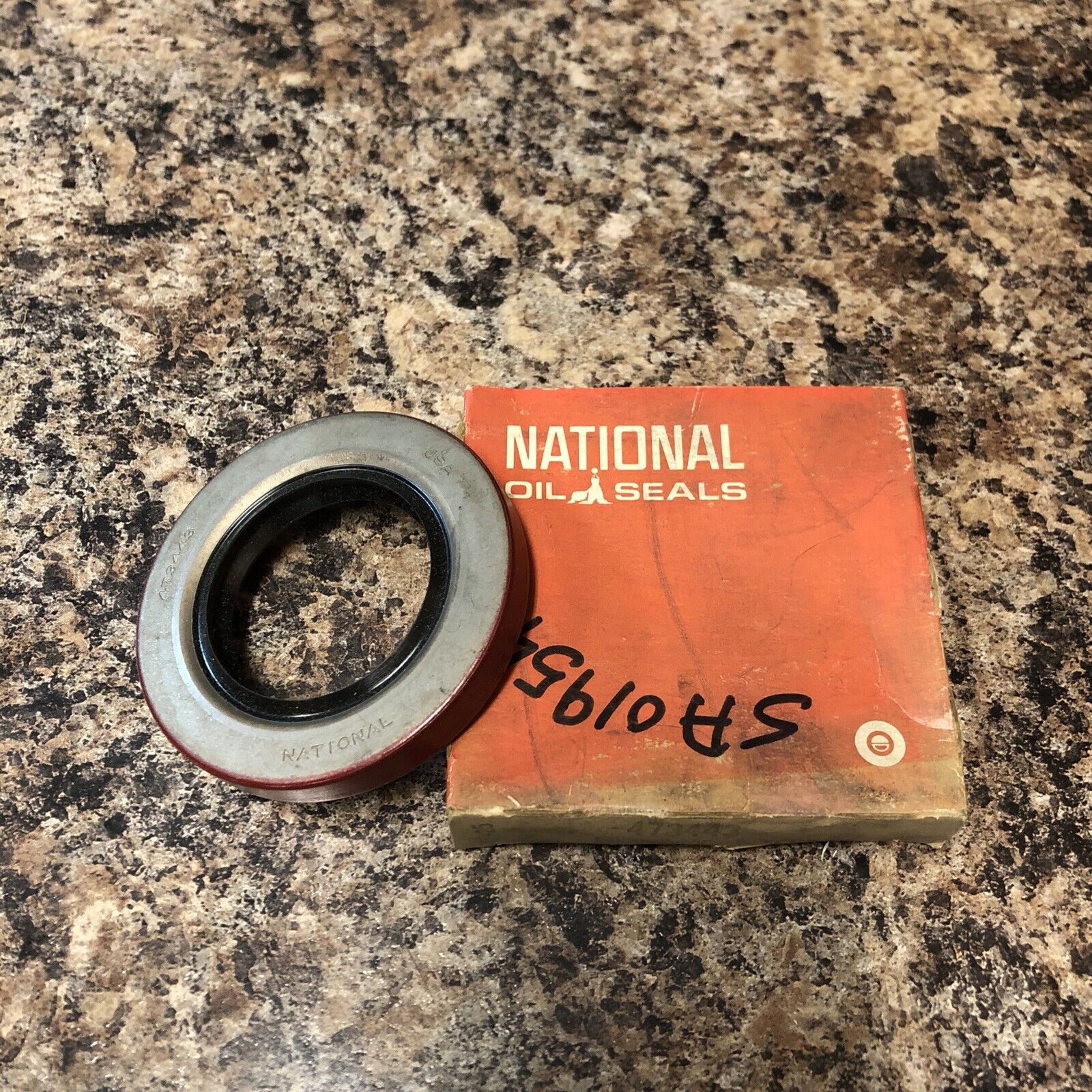 NOS National 473443 Oil Seal F+S