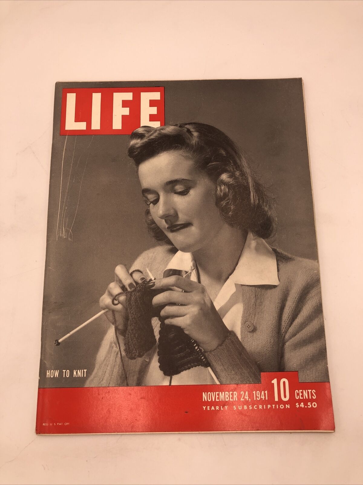 Vintage Life Magazine November 24, 1941 How To Knit Unconquerable China
