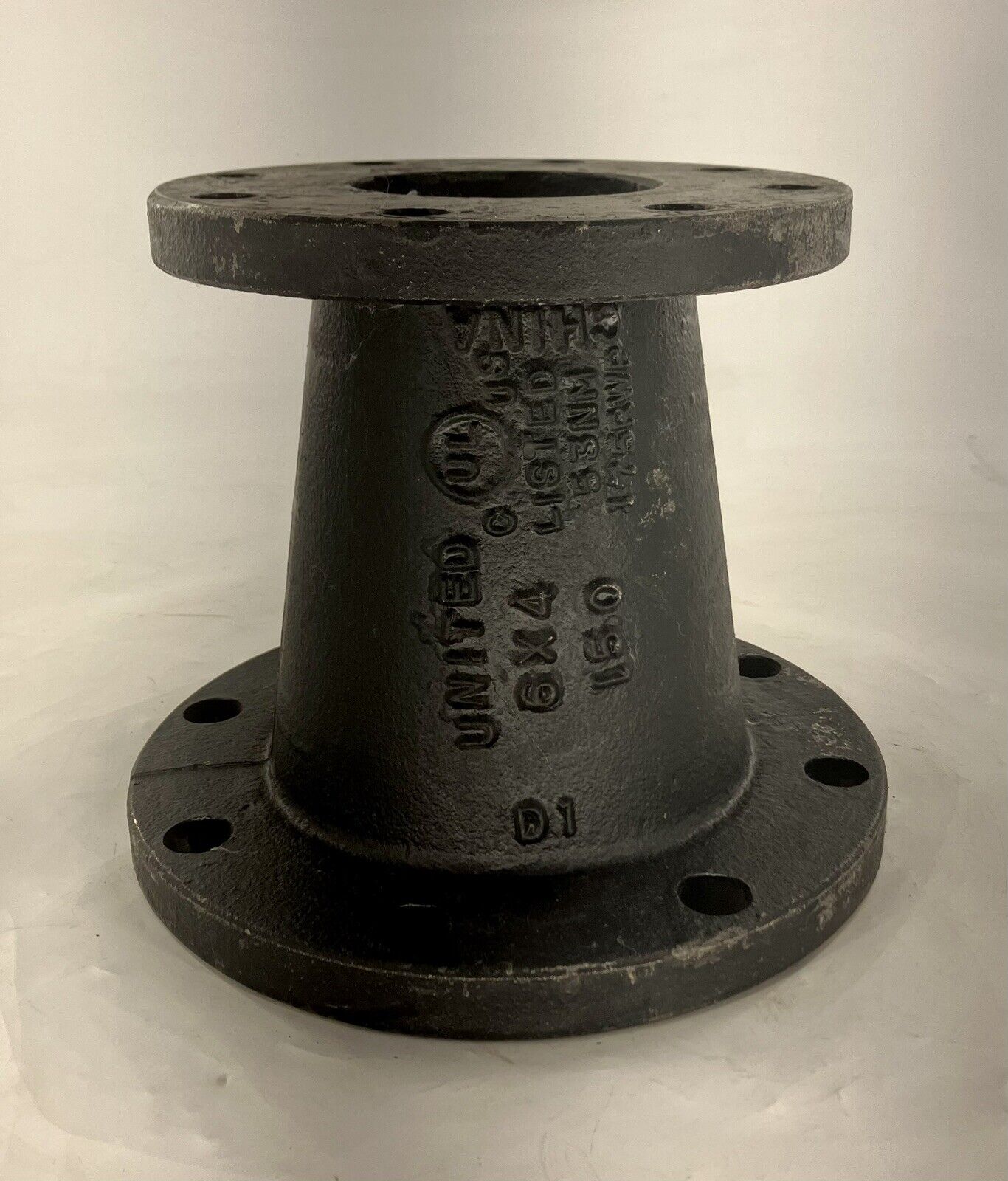 Anvil 150# Ductile Iron 6 in. x 4 in. Concentric Reducer Flanged Fittings