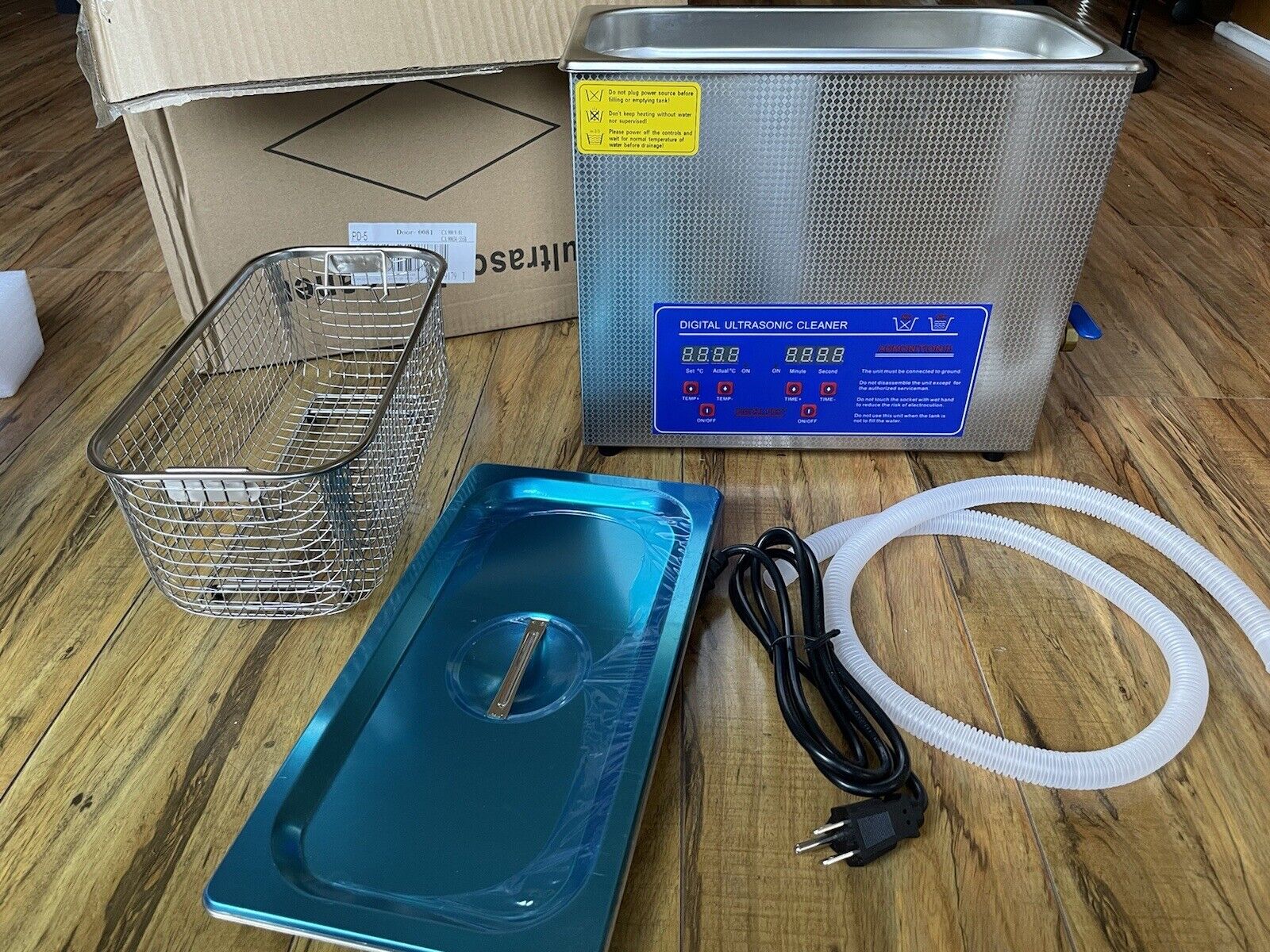 VEVOR 6L Ultrasonic Cleaner, 180W cleaner, 300W heating power, very lightly used