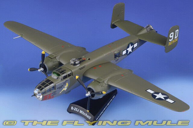 Postage Stamp Planes 1:100 B-25J Mitchell USAAF Briefing Time