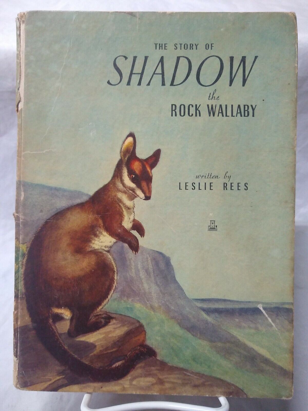 Vintage Story of Shadow the Rock Wallaby Leslie Rees Hardcover First Edition(?)