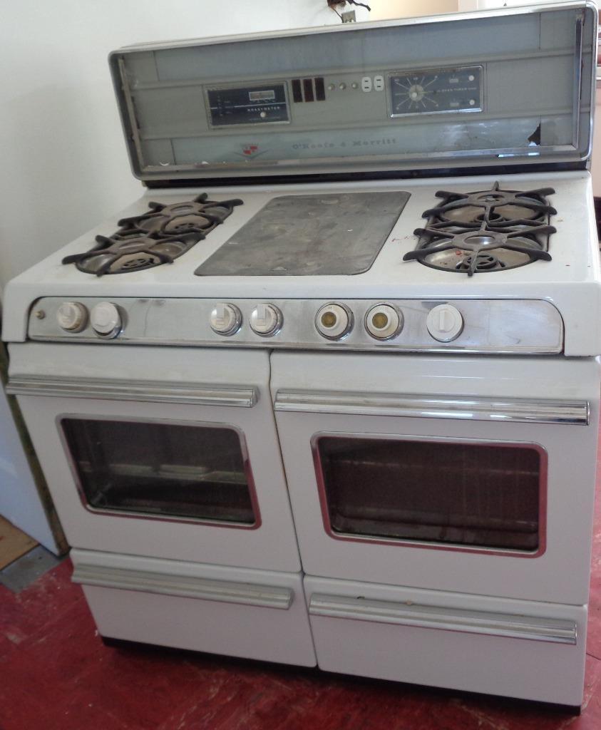 Vintage O'Keefe & Merritt Four Burner Stove with Double Oven and Griddle - TLC