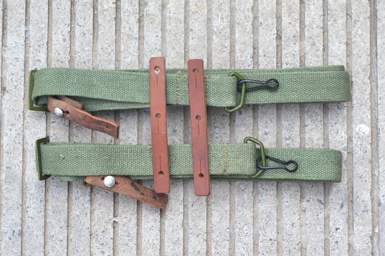 Pair of Chinese Surplus NORINCO 7.62 x 39 T85 Canvas Web Sling green