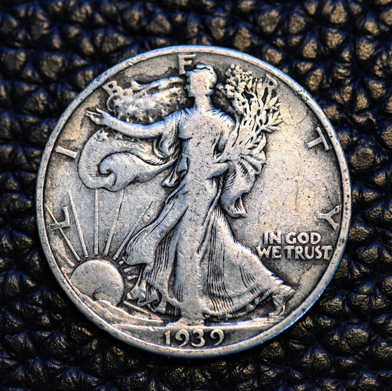 (ITM-4783) 1939-P Walking Liberty Half ~ Fine Condition ~ COMBINED SHIPPING