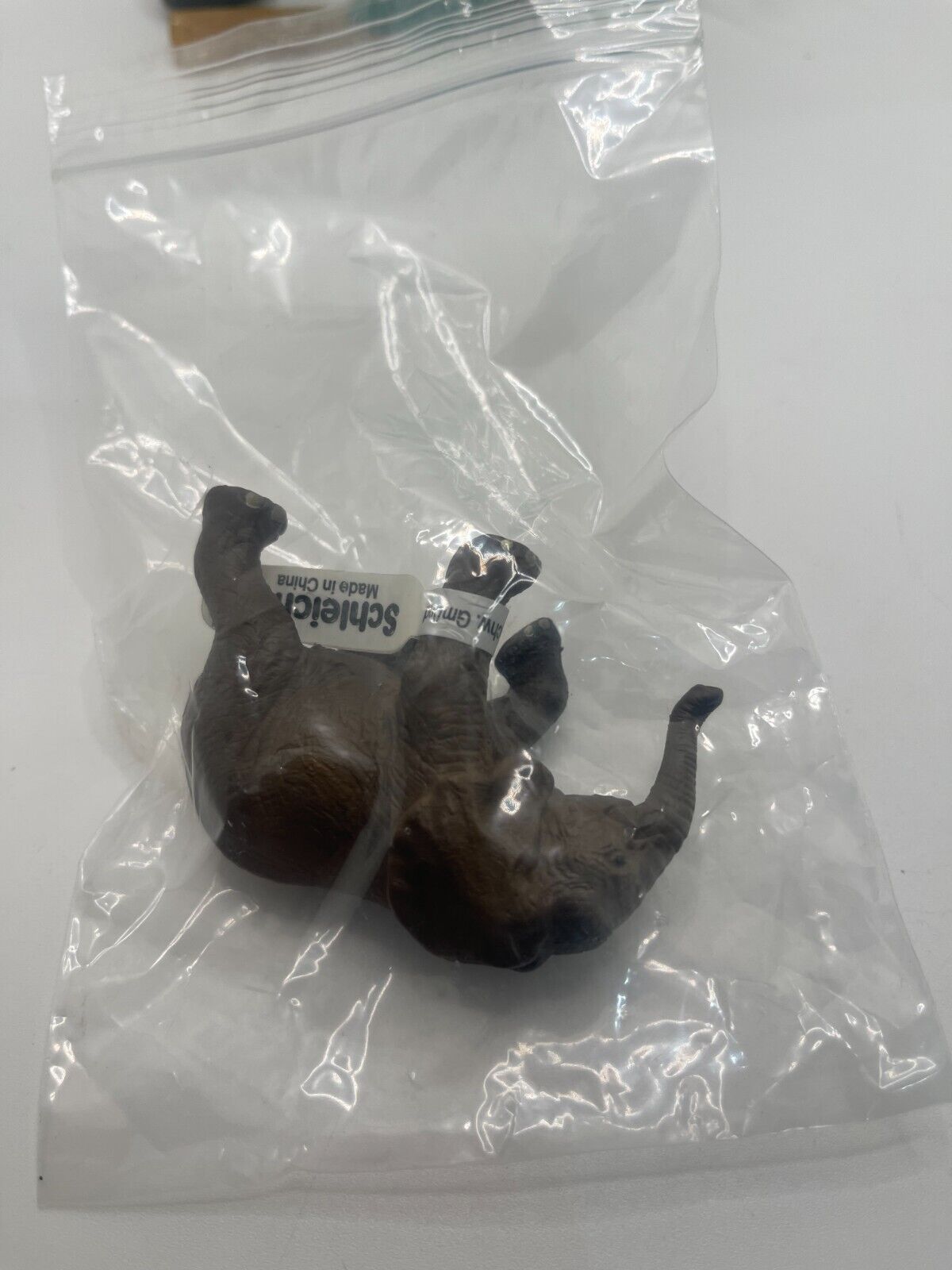 Schleich Baby Elephant Figure D-73508  NEW S3