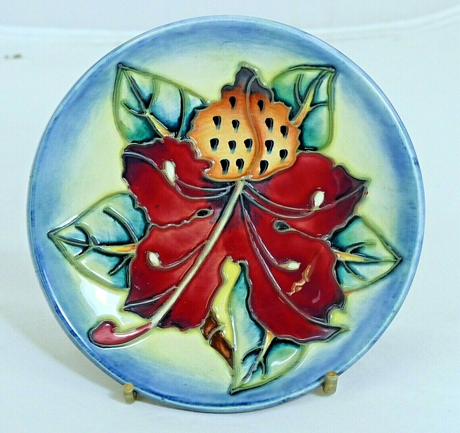Beautiful Moorcroft Floral Pattern Coaster/Pin Dish 1999 Made in England