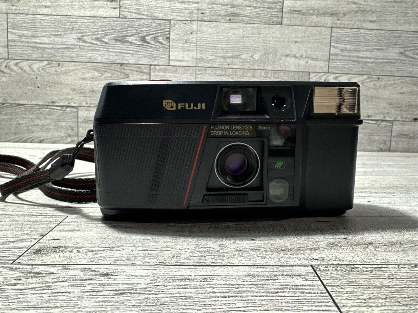 Vintage Fuji DL-150 Compact 35mm Camera 35mm F3.5 EBC Lens Tested