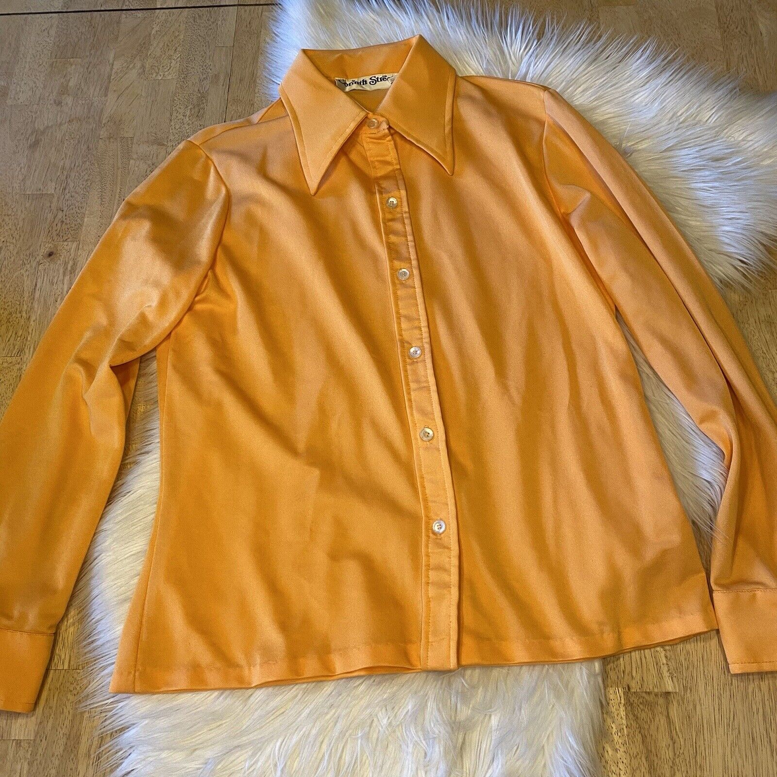 Vintage 70s Corinth Street Orange Buttondown Shirt Top L