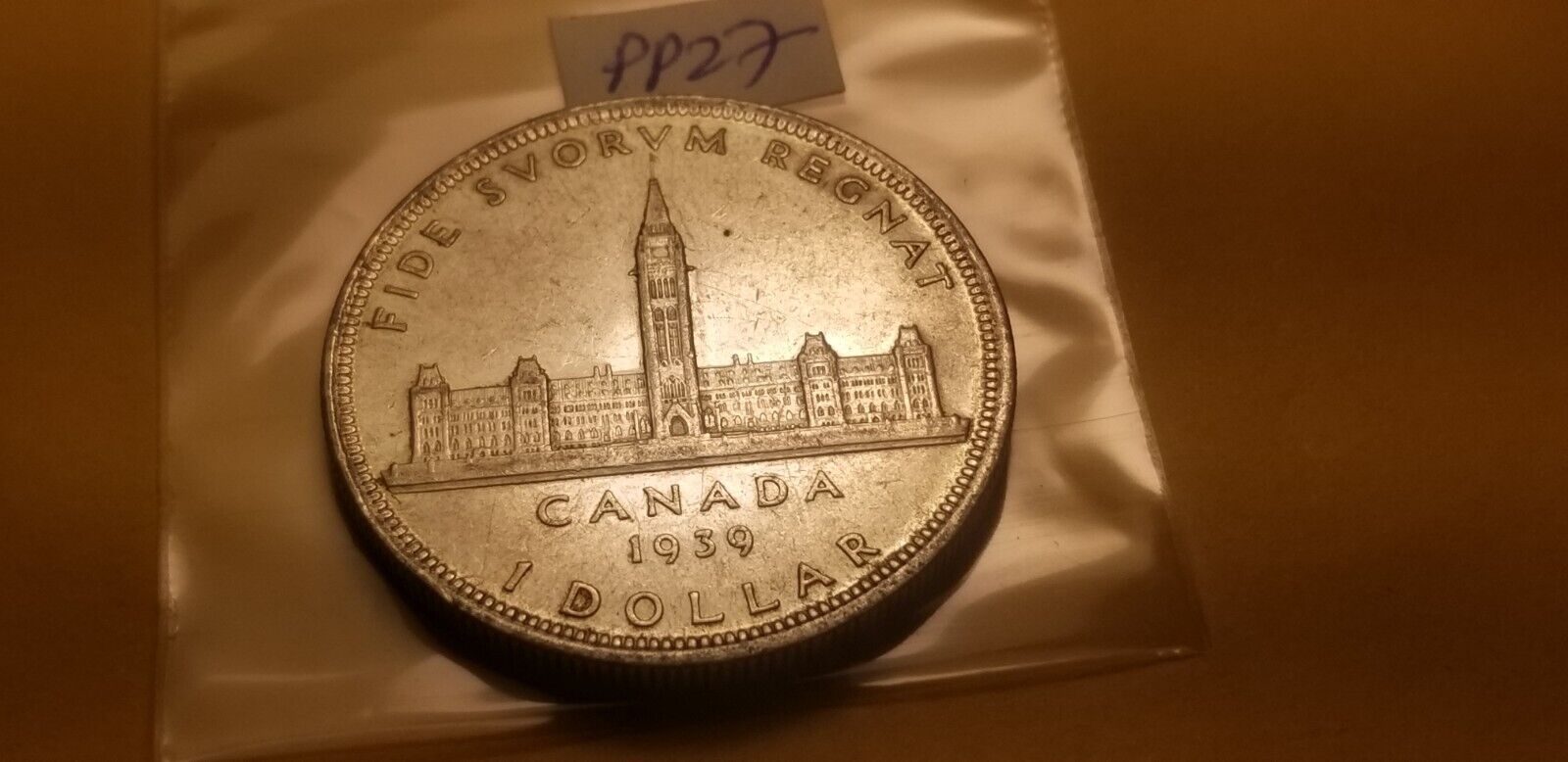 Canada 1939 High Grade Beauty Silver Dollar ID910.