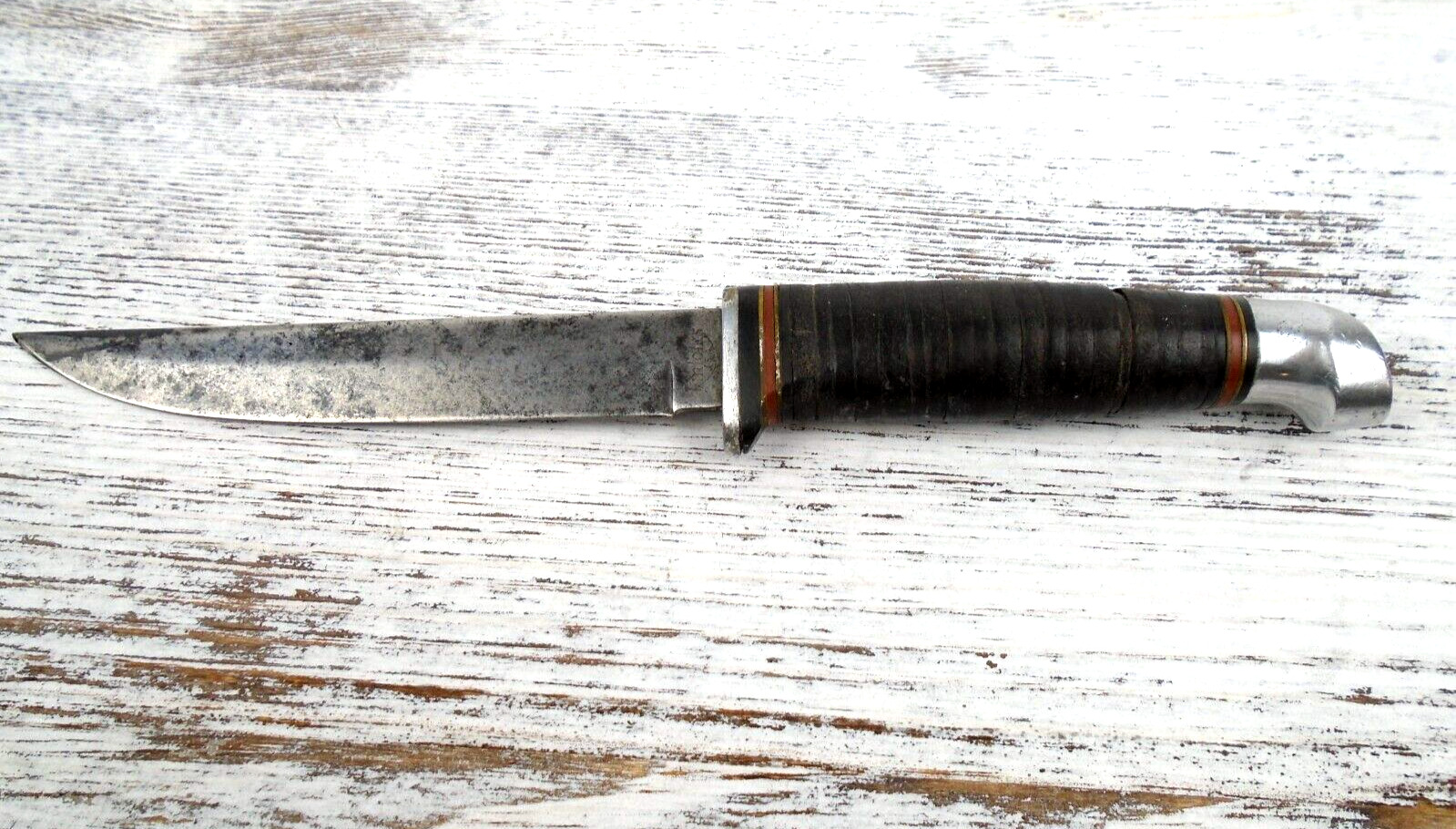 Vintage Kinfolks USA Hunting Knife Model 332S Leather Handle