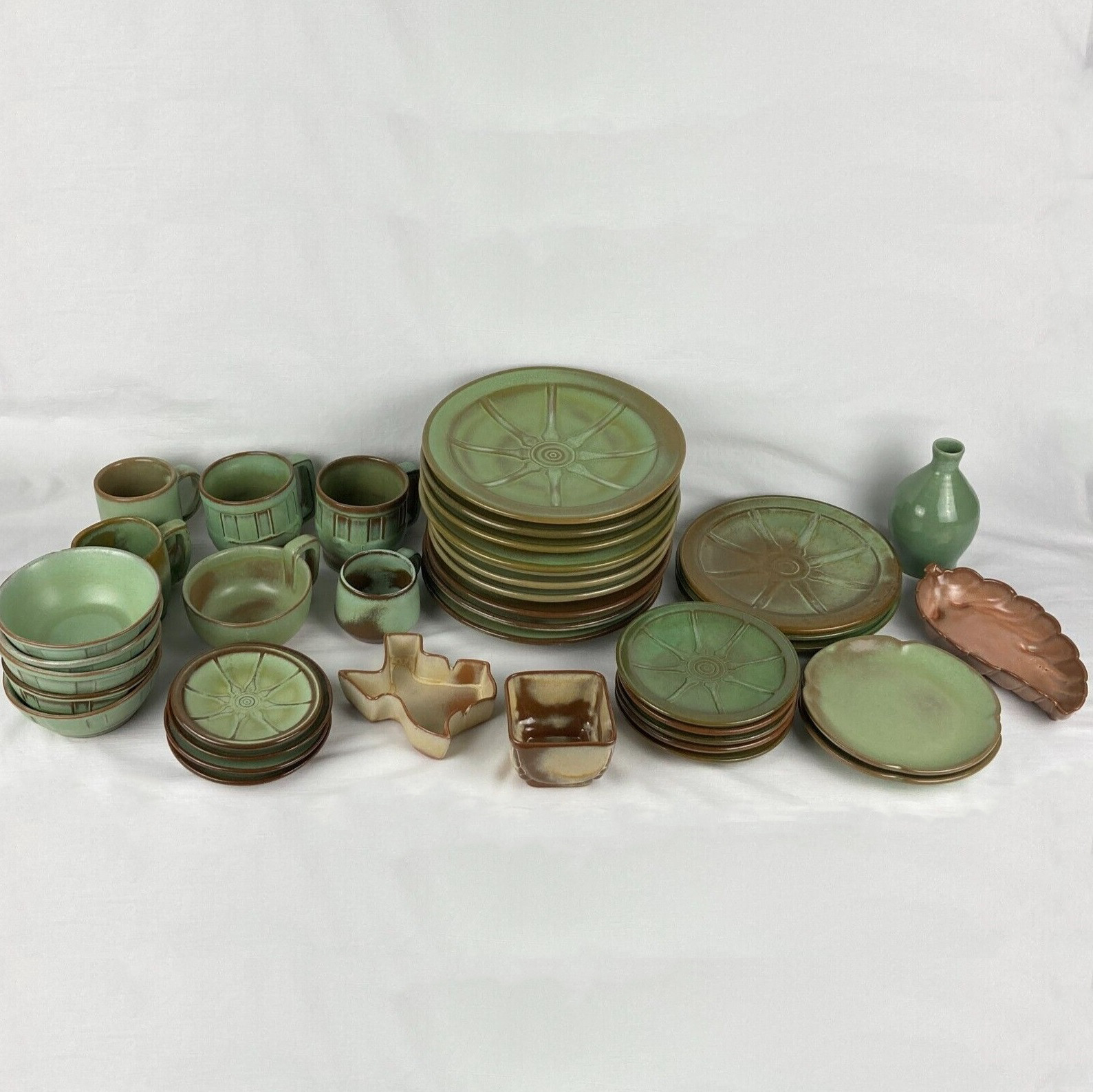 Frankoma Prairie Green Pottery || 39 Piece || Rare Vintage || Plates Bowls Cups