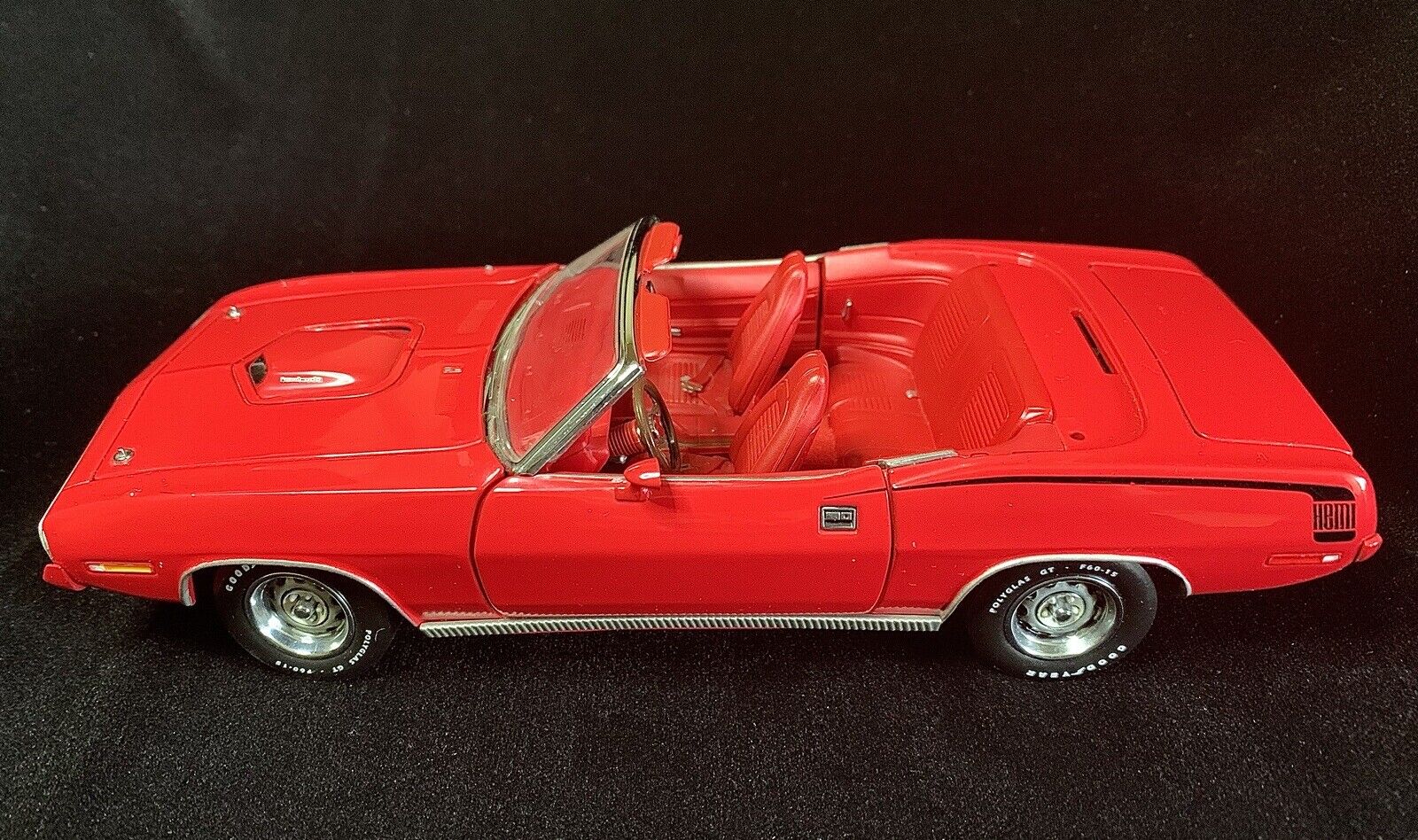 1997 Franklin Mint (1970) Plymouth Hemicuda 1:24 RARE Hot Red Color Loose (Read)