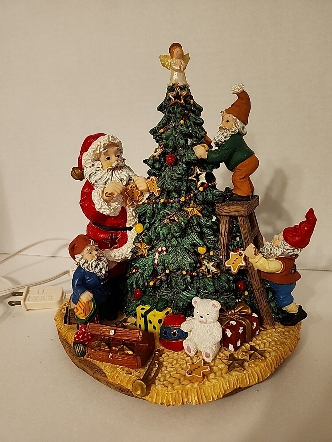 Vintage House Of Lloyd Christmas Santa\'s Tree Musical Light Figure 430112 1998