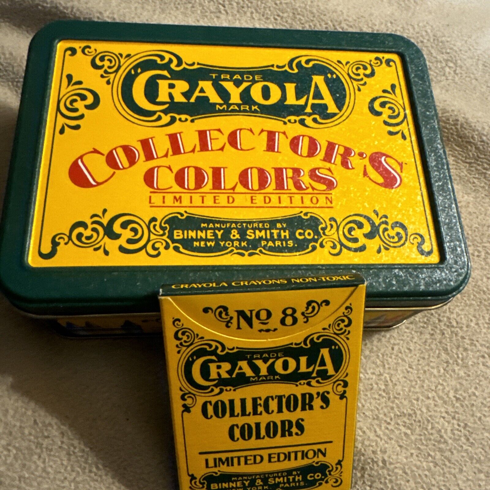 VTG Crayola Collectors Limited Edition Tin-With Crayons