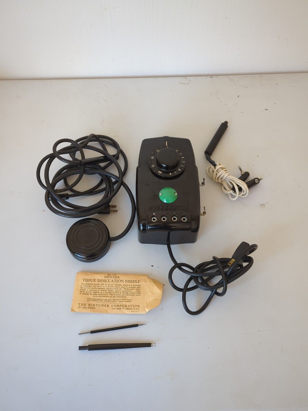 Vintage Birtcher Corporation Hyfrecator 110 Volts w/Accessories Not Tested